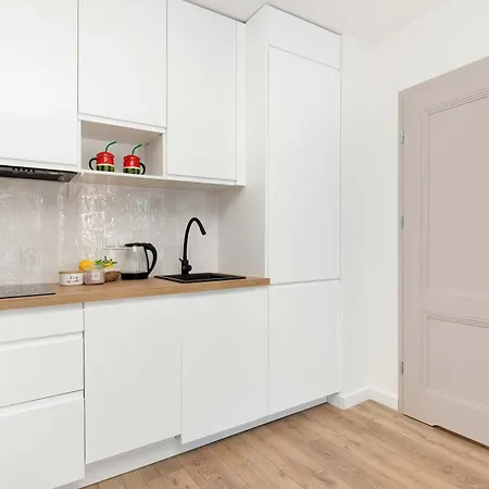 Sloneczny Z Balkonem I Parkingiem, Blisko Plazy By Renters *