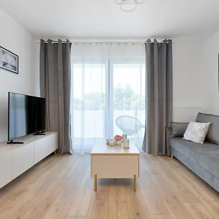Sloneczny Z Balkonem I Parkingiem, Blisko Plazy By Renters Apartman *